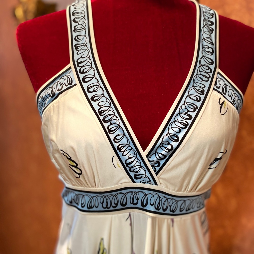 BCBG MAXAZRIA HALTER DRESS SIZE medium. - Picture 4 of 8
